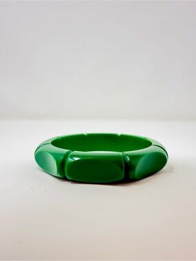 Green Bamboo Fakelite Bangle Bracelet